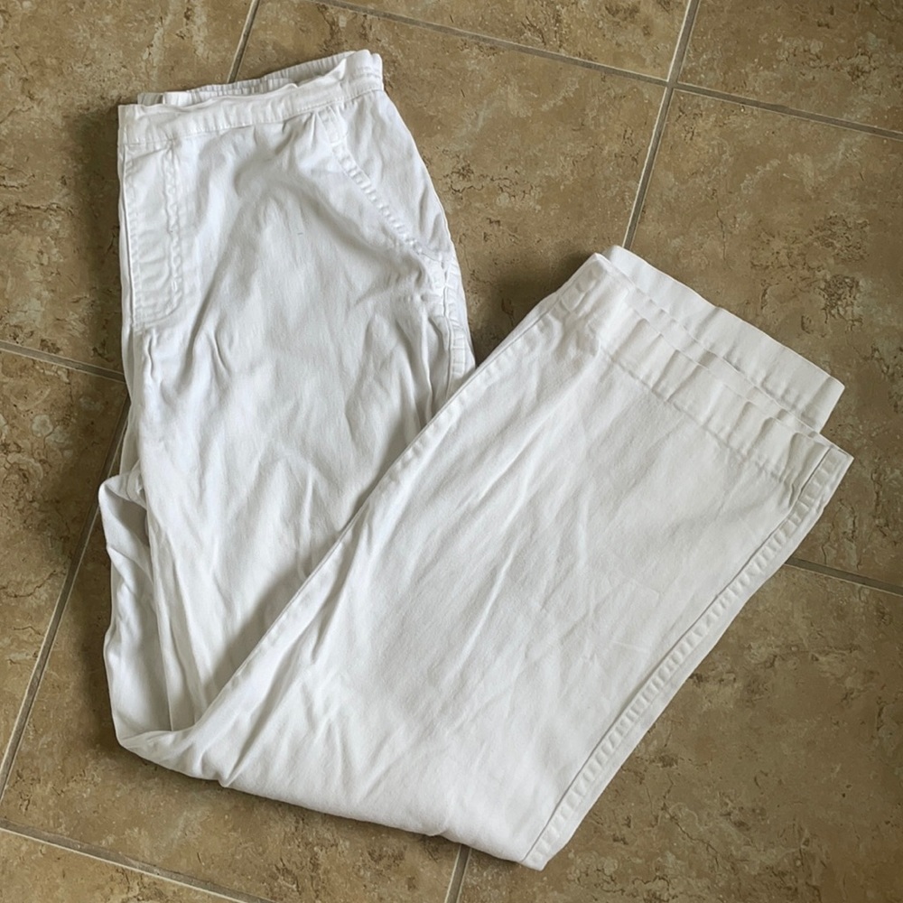 Soft surroundings- white pull on casual pa…